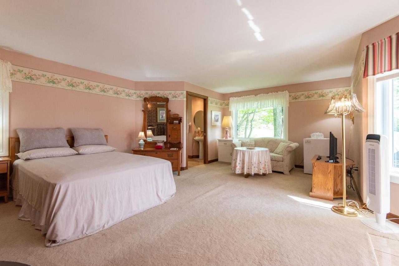 Chez Nous Bed & Breakfast Cornwall Exterior foto